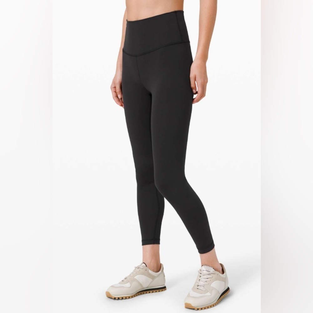 Lululemon Wunder Train High-Rise Tight 25"
Black